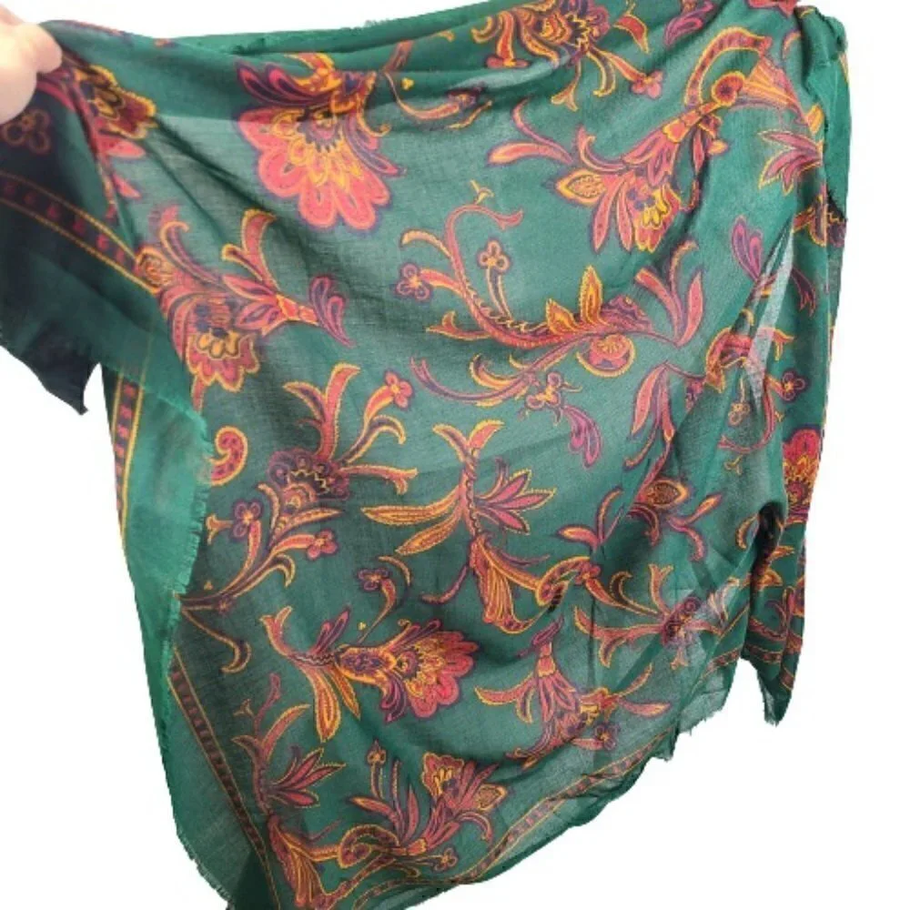 Vintage Hasting & Smith Scarf Wrap Green Paisley Art Deco Square Italy